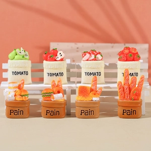 Miniature resin vegetable and bread baskets set for dollhouse and desk decoration