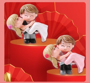 Detailed view of wedding couple figurines for DIY micro-landscapes and cake decor