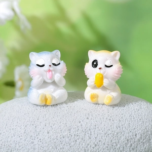 Miniature resin cat and hamster figurines for DIY moss landscape and desk decoration