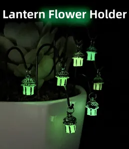 Estacas de jardín con faroles en miniatura que brillan para micro paisajes