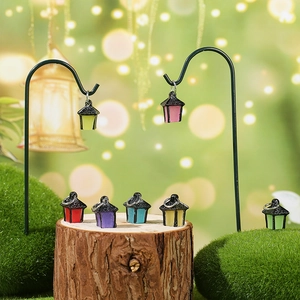 Mini lanternes lumineuses sur crochets pour jardins féeriques et plantes succulentes