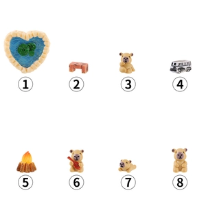 Set de figuras miniatura de carpincho con estanque de corazón, fogata y furgoneta