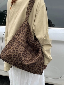 Women Large Capacity Leopard Print Canvas Tote Bag Casual Shoulder Hobo Bag Vintage Animal Pattern Shopping Bag Daily Travel