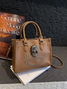 Sac Fourre-tout Femme Punk Rock avec Tête de Mort et Rivets Cuir PU Sac à Épaule Gothique Décor en Strass