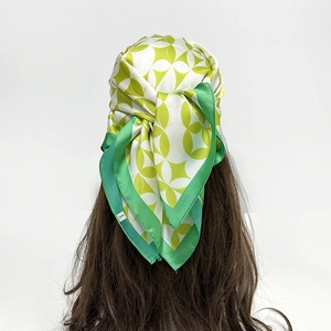 Women Fashion Satin Square Scarf Geometric Floral Print Elegant Silk Like Headscarf Neck Scarf For Daily Office Lady Accessories