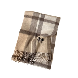 Écharpe en laine à carreaux classique avec broderie de cheval et franges en beige et café