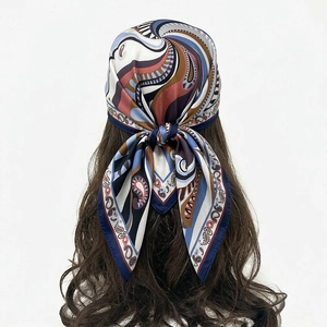 Elegante Foulard Quadrato in Raso Donna Simil Seta Fantasia Paisley Geometrica Bandana per Capelli Sciarpa Leggera