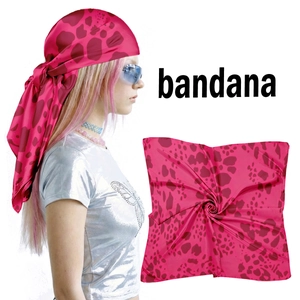 Foulard Quadrato in Raso con Stampa Leopardata di Moda per Donna Y2K Bandana Rosa Rosso Multifunzionale Sciarpa per Capelli Accessorio Moda