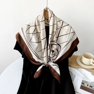 Women Elegant Satin Square Scarf Camellia Pattern Vintage Lattice Print Lightweight Shawl For Daily Office Fashion Accessories