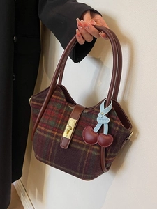 Sac à Main en Tweed à Carreaux Vintage Femme Grande Capacité Sac Bandoulière Avec Pendentif Cerise Serrure Rétro Sac à Épaule Automne Hiver