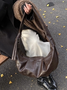 Vintage Soft PU Leather Hobo Shoulder Bag Large Capacity Knotted Strap Pleated Dumpling Bag Retro Commuter Tote Handbag
