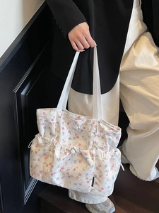 Korean Style Floral Lace Tote Bag Large Capacity Women Shoulder Bag For Commuting Daily School Floral Canvas Handbag