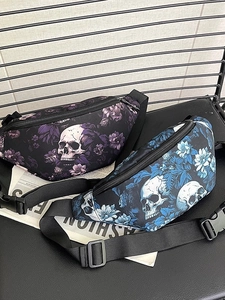 Sac de Poitrine Imprimé Crâne Fleur Gothique pour Hommes Femmes Tissu Oxford Tendance Sac Banane Mode Sac Bandoulière Sac de Téléphone