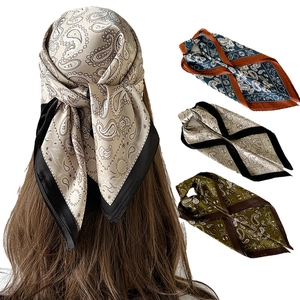 Foulard Quadrato in Raso Paisley Vintage da Donna Bandana con Stampa Sole Luna Stelle Elegante Sciarpa per Capelli e Collo