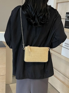 Women's Summer Woven Straw Mobile Phone Shoulder Bag Vintage Handwoven Small Square Crossbody Bag With Bead Trim And Chain