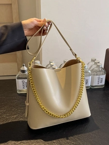 Women Fashion PU Leather Large Capacity Chain Tote Bag Minimalist Bucket Shoulder Crossbody Bag Casual Daily Travel Satchel Bag
