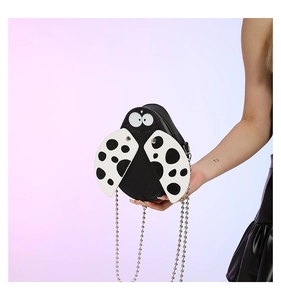 Creative ladybug crossbody bag with polka dots and silver chain strap for kids