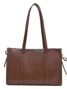 Braune Shopper-Tasche aus glänzendem Öl-Wachs-Leder mit langen Riemen für Damen