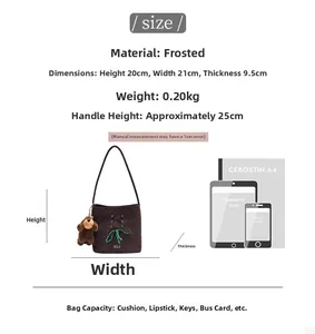 Detailed size chart for the matte bucket bag with bow, showing dimensions and capacity