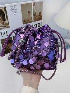 Alla moda borsa a secchiello con paillettes viola con coulisse e tracolla a catena
