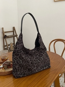 Vintage leopard print tote bag in dark grey with soft large capacity shoulder design