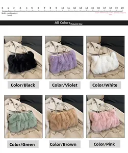 Vue détaillée de six coloris de sacs nuage en peluche avec chaînes métalliques chic