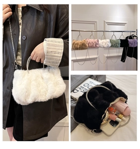 Détails du sac nuage en peluche avec poignée en strass et bandoulière chaîne en métal