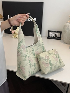 New Chinese style floral embroidery tote bag and matching pouch set with hand detail
