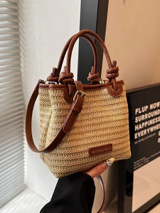 Damen Stroh Eimertasche Geflochtene Handtasche Mit PU Leder Besatz Geknoteter Griff Kleine Umhängetasche Für Den Sommerurlaub