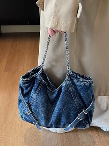 Vintage Washed Denim Shoulder Bag For Women Large Capacity Tote Bag Metal Chain Strap Retro Casual Daily Hobo Handbag