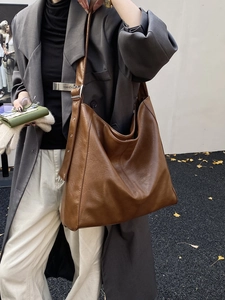 Vintage Large Capacity Faux Leather Shoulder Bag For Women Casual Tote Hobo Underarm Bag Retro Commuter Travel Purse