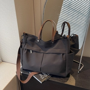Borsa Shopping in Nylon a Grande Capacità per Donna Moda Minimalista Borsa a Tracolla Multi-tasche Borsa per Viaggio