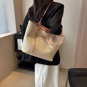 Sac Cabas en Paille Tissée pour Femmes Grande Capacité Sac à Épaule Plage Vacances Été Avec Garniture en Cuir PU Minimaliste