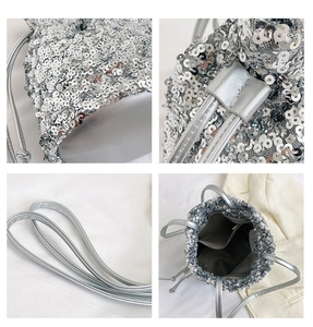 Détails du sac seau à paillettes argentées avec fermeture cordon et poche intérieure