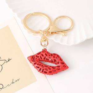 Creative red lip keychain with gold plating and sparkling rhinestones for bags