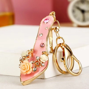 Creative pink rose high heel keychain with rhinestones and gold-plated metal clasp
