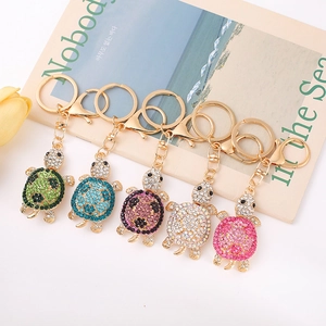 Porte-clés Tortue de Mer en Strass à la Mode Pendentif de Sac en Alliage Doré Bijoux Créatifs Cadeau pour Femmes Anneau de Clé Voiture