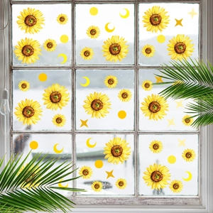 Kreative Sonnenblumen und Weltraum Statik-Fensteraufkleber auf rustikalem Glasrahmen