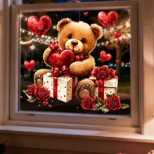 Detail eines Valentin-Fensteraufklebers mit süßem Teddybär, roten Herzen und Rosen