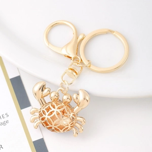Kreativer goldener Krebs-Schlüsselanhänger mit Strass und drehbarem Karabinerhaken
