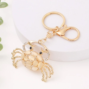 Elegant Alloy Crab Keychain With Cat's Eye Stone And Rhinestone Marine Animal Bag Charm Pendant For Women Decorative Gift