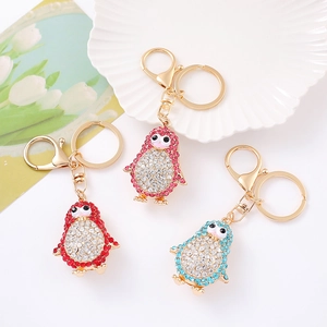 Porte-clés Mignon en Forme de Pingouin avec Strass Pendentif de Sac en Alliage Doré Bijoux de Mode Cadeau pour Femmes et Enfants