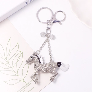 Porte-clés Cheval en Argent Alliage de Zinc Strass Étincelant Pendentif Animal Anneau Métallique Accessoire de Mode Sac de Voiture Cadeau