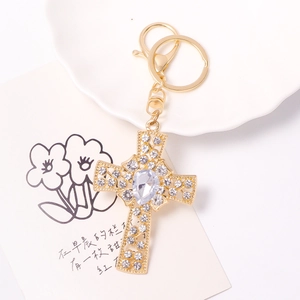 Luxurious Alloy Rhinestone Cross Keychain Gold Plated Religious Key Ring For Women Men Christmas Easter Gift Bag Pendant