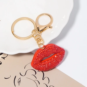Porte-clés Lèvres Rouges en Strass pour Femmes Alliage de Zinc Plaqué Or Bouche en Cristal Bijou de Sac Cadeau