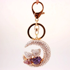 Creative bear keychain with crystal moon pendant and sparkling rhinestone metal rings