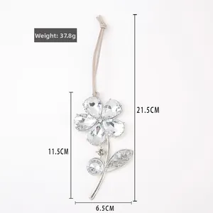 Detailed view of crystal flower ornament with dimensions 21.5cm length and 37.8g weight