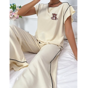 Damen Schlafanzug-Set in Beige mit Waffelstruktur, Bären-Print und weiten Hosenbeinen