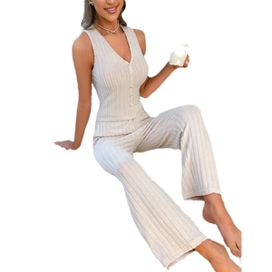 Zweiteiliges Damen-Strick-Loungewear-Set mit ärmellosem V-Ausschnitt-Top und Ripphose