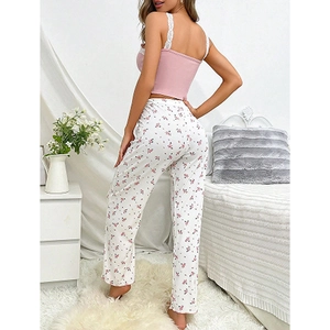 Pigiama da donna con canotta scollo a V e pantaloni floreali con pizzo elegante